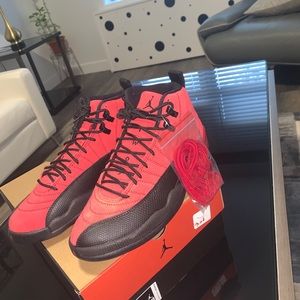 Jordan 12 reverse flu game